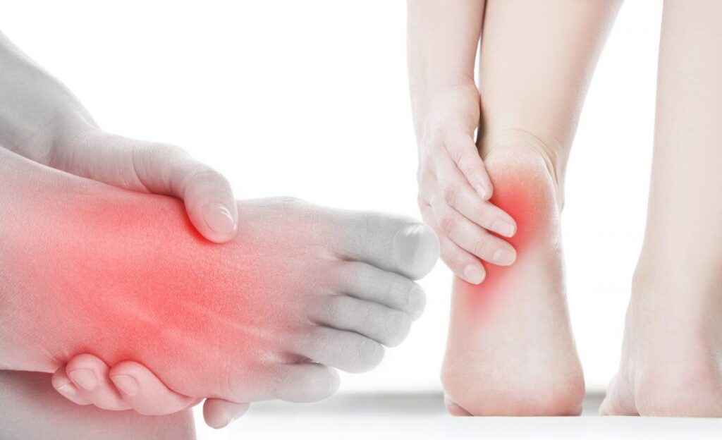 Dolore ai piedi, ginocchia o schiena: e se il problema partisse dall'appoggio?
